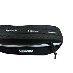 SUPREME MINI SIDE BAG ‘BLACK’